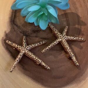 2 Gold Tone Starfish Hair clips NEW